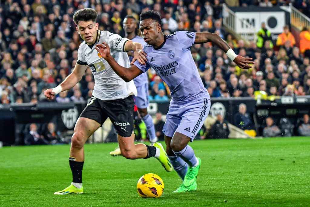 La Liga-helgen: Real økte forspranget til tross for poengdeling mot Valencia 1 La Liga