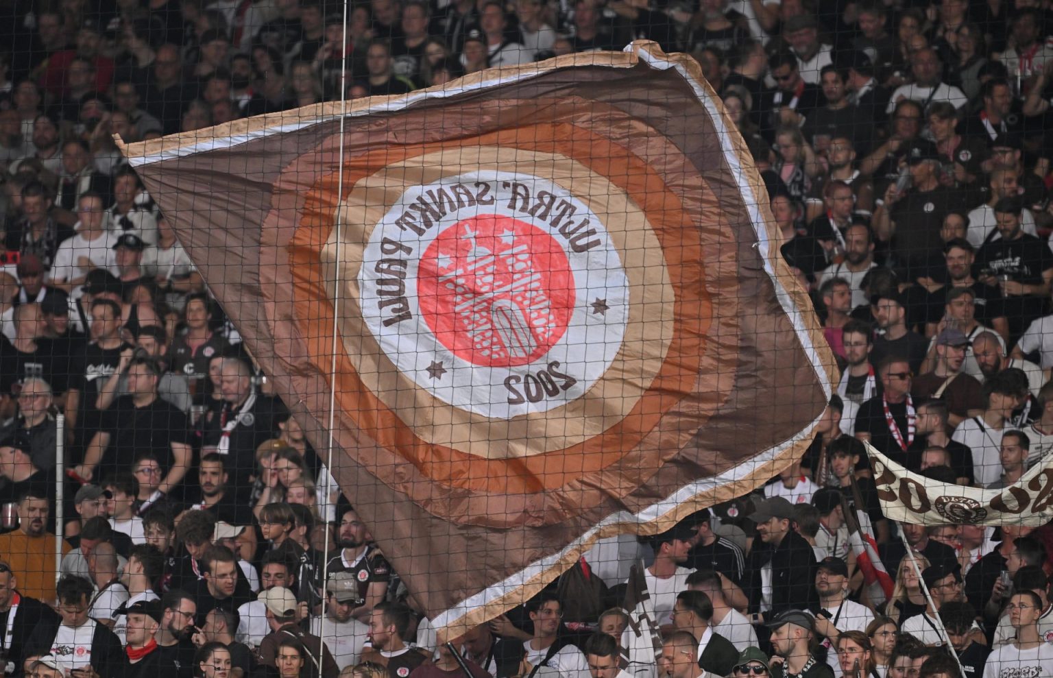 st-pauli-forlater-twitter-x-tipsbladet-no