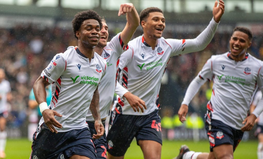 Play off i League One: Tre giganter og en outsider 2 Bolton. League One