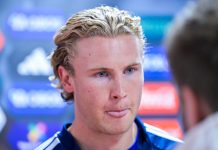 Sebastian Jarl utestengt i en kamp etter rødt kort på benken: – Riktig å klage Vålerengas Sebastian Jarl er utestengt i en kamp etter at han mandag fikk rødt kort etter kampslutt. Foto: Annika Byrde / NTB