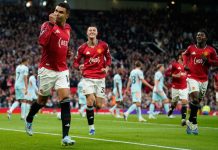 Casemiro scoret med hodet for åttende gang i Premier League denne sesongen. Foto: Dave Thompson / AP / NTB