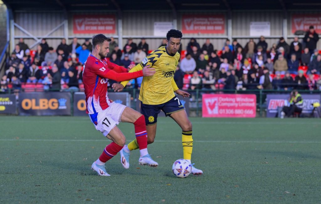 Dorking og Torquay kjemper begge om opprykk til National League