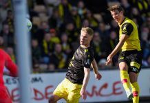 VAR-sjefen innrømmer feil etter teknisk trøbbel: – Må jobbe enda bedre Her tror Thomas Lehne Olsen at han scorer for Lillestrøm mot Start