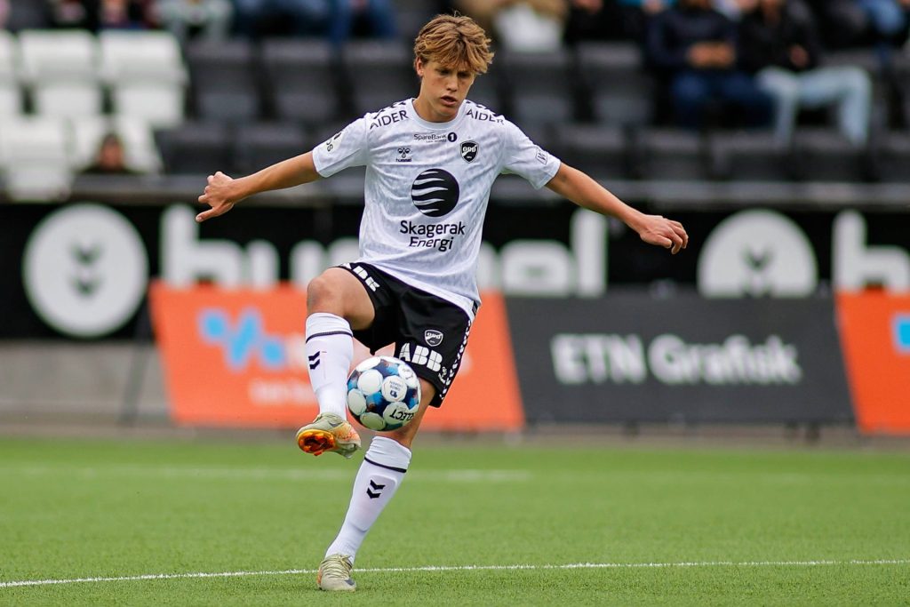 OBOS-ligaen 9. runde: Fullt kok i pinsehelgen 1 OBOS-ligaen