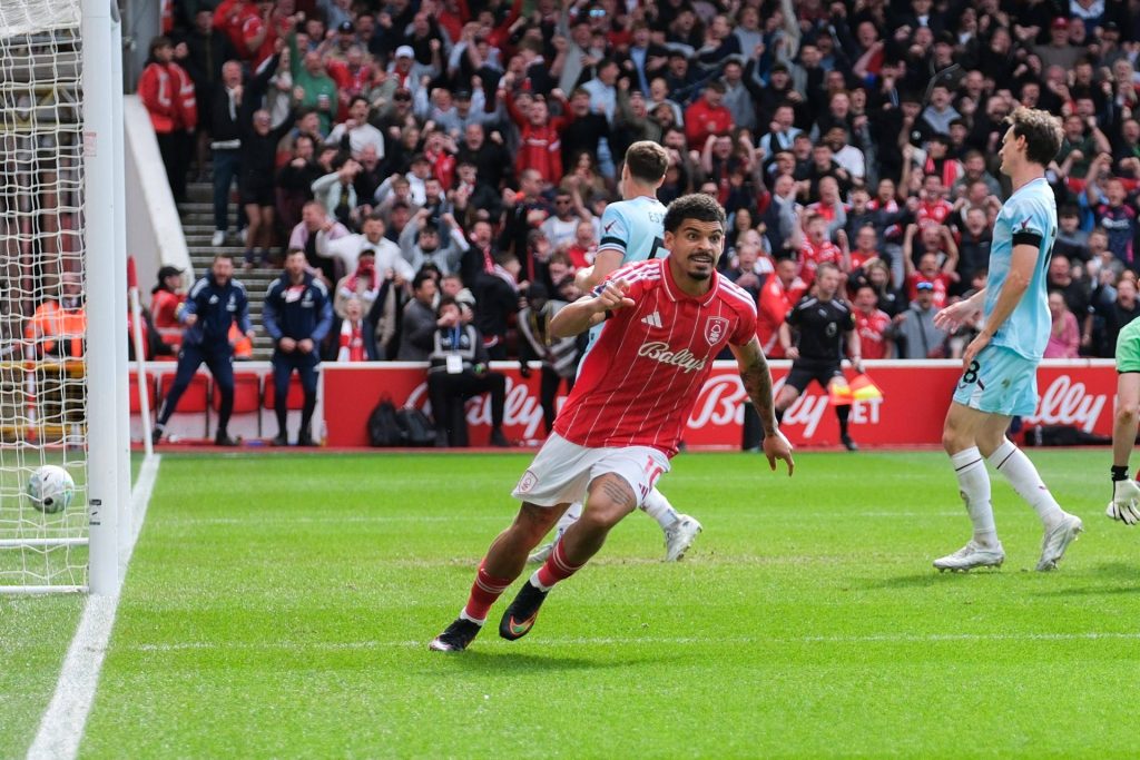 Sunderland vs Nottingham Forest – tips, analyse og odds s49 Morgan Gibbs White Nottingham Forest