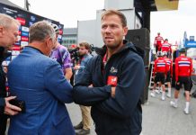 Hushovd etter kjempebom i Touren: – Bare ikke godt nok Uno-X Mobilitys sjef Thor Hushovd måtte se seierskampen uten hans ryttere fredag. Foto: Rune Stoltz Bertinussen / NTB