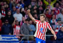 Atletico Madrids Alexander Sørloth markerer for scoring i playoffkampen i Champions League mot Club Brugge 24. februar. Foto: Manu Fernandez.