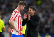 Atlético Madrid-trener Diego Simeone kan omsider bruke Alexander Sørloth i kamp igjen. Foto: Jose Breton