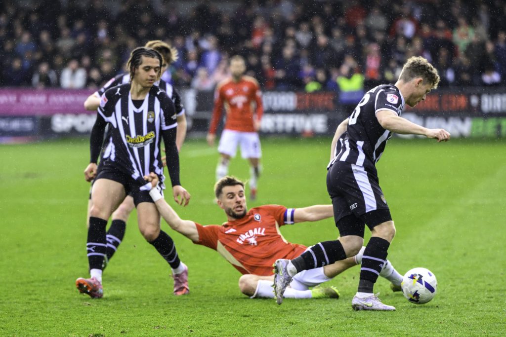 Play off-finale i League Two: Notts County – Salford 3 Salford og Notts County møtes i play off-finalen i League Two