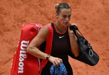 Aryna Sabalenka røk ut i Paris. Foto: Emma Da Silva / AP / NTB