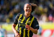 Svensk stjerne i spansk fotballbråk – trener utvist for voldstrussel Felicia Schröder tente Tenerife-benken i helgens kamp. Foto: Adam Ihse / TT / NTB