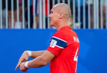 Sjekk den nye Fifa-spillerbørsen – Østigård norsk børsvinner Innbytter Leo Østigård ble norsk børsvinner på Fifas nye databaserte spillerbørs i fotball-VM. Han spilte en halv omgang og scoret det tredje målet i 4-1-seieren over Irak. Foto: Fredrik Varfjell / NTB