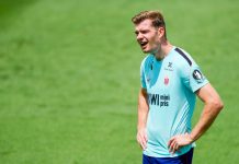 Medier: Juventus forhandler om Sørloth-kjøp Alexander Sørloth på trening med landslaget i USA. Foto: Fredrik Varfjell / NTB