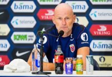 Solbakken advarer om VM-optimisme: – De kan gå på en kjempesmell Ståle Solbakken møtte pressen lørdag. Foto: Fredrik Varfjell / NTB