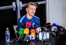 Martin Ødegaard stiller seg bak valget til Ståle Solbakken. Foto: Fredrik Varfjell / NTB