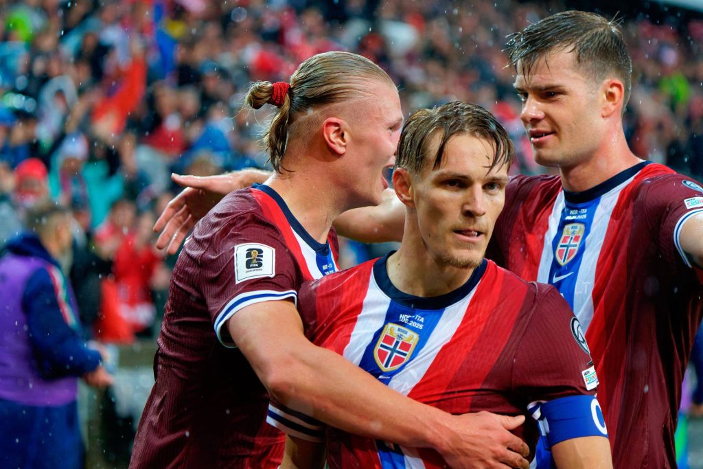 Lang dags ferd mot VM-natt 3 Lang dags ferd mot VM-natt s01 forside 1 VM