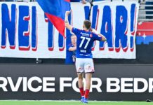 Vålerenga herjet med Aalesund i Oslo-varmen – vant 6-1 på eget gress Vålerengas Lucas Haren har akkurat scoret i eliteseriekampen i fotball mellom Vålerenga og Aalesund torsdag kveld. Foto: Annika Byrde / NTB.