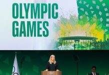 Ukraina anker IOCs Russland-avgjørelse IOC-president Kirsty Coventry taler på kongressen i juni. Foto: Cyril Zingaro / Keystone via AP / NTB