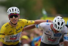 Van der Poel vant vill Tour de France-avslutning – Pogacar tangerte rekord Tadej Pogacar tangerte seiersrekorden i Tour de France. Foto: Mosa'ab Elshamy / AP / NTB
