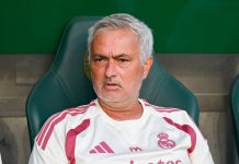 Mourinho avslører: Skulle ta over etter Ferguson i Manchester United José Mourinho forbereder Real Madrid på en ny sesong. Foto: Boglarka Bodnar / MTI via AP / NTB