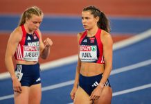 Amalie Iuel og Henriette Jæger avbildet under stafettfinalen mandag. Foto: Beate Oma Dahle / NTB