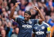 Tottenham med skrekkstart – andre ligatapet på rad Newcastles Anthony Elanga jubler for målet sitt mot Tottenham. John Walton / AP / NTB