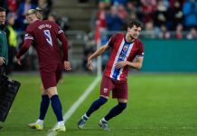 Colin Rösler kommer inn for Erling Braut Haaland til sin landslagsdebut mot Kasakhstan i 2024. Foto: Terje Pedersen / NTB