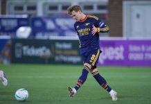 Martin Ødegaard og Arsenal gikk på en smell mot Fleetwood. Foto: AP Photo/Ian Hodgson
