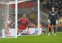 Mac Allister med måldobbel da Liverpool vendte 0-2 til 4-3-seier Alexis Mac Allister jubler etter å ha gitt Liverpool ledelsen mot Villarreal. Foto: Ian Hodgson