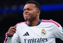 Real Madrid beklager til Kina etter stjernebråk – Mbappé fikk nettkontoer stengt Kylian Mbappe har havnet i blåsevær. Foto: Manu Fernandez / AP / NTB