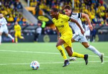Glimt sjokkert av 2.-divisjonslag – vendte 0-2 til 6-2-seier Joel Mvuka var svært sentral da Bodø/Glimt vendte 0-2 til seier 6-2 i cupkampen mot Rana. Her fra en tidligere kamp. Foto: Mats Torbergsen / NTB