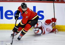 Bortesmell for Detroit Red Wings i Calgary Calgary Flames